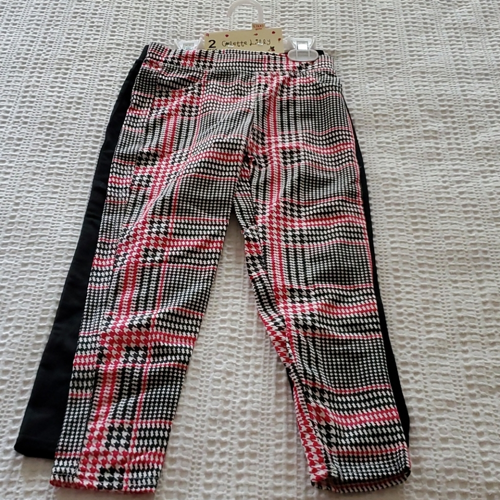 Girls size 6X, 2 pack leggings